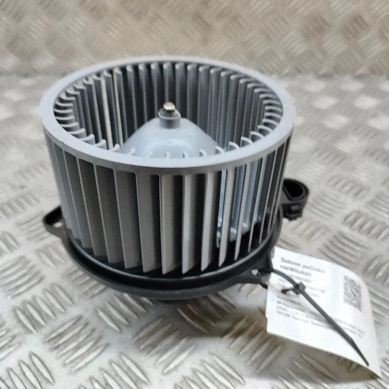 Krāsniņas ventilators/pūtējs – Hyundai Tucson TL (2015-)