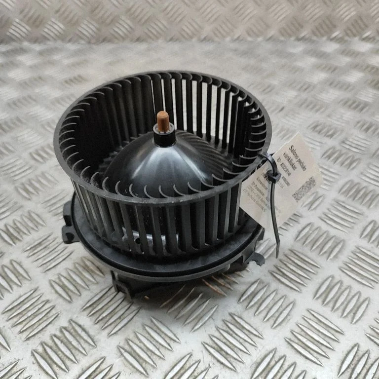 Krāsniņas ventilators/pūtējs C24245106