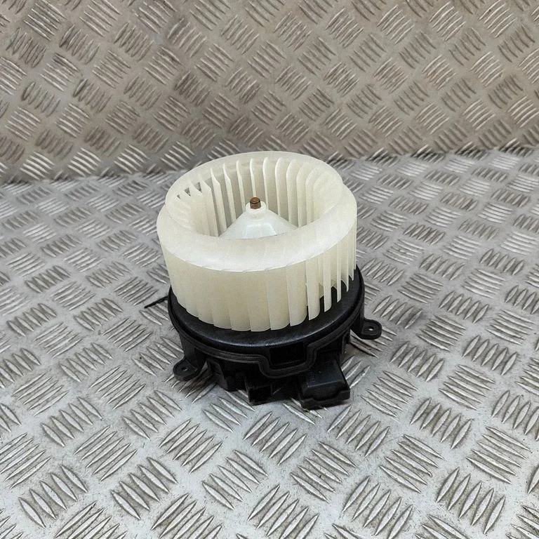 Heater fan/blower – Porsche Taycan 9J1 (2019-)