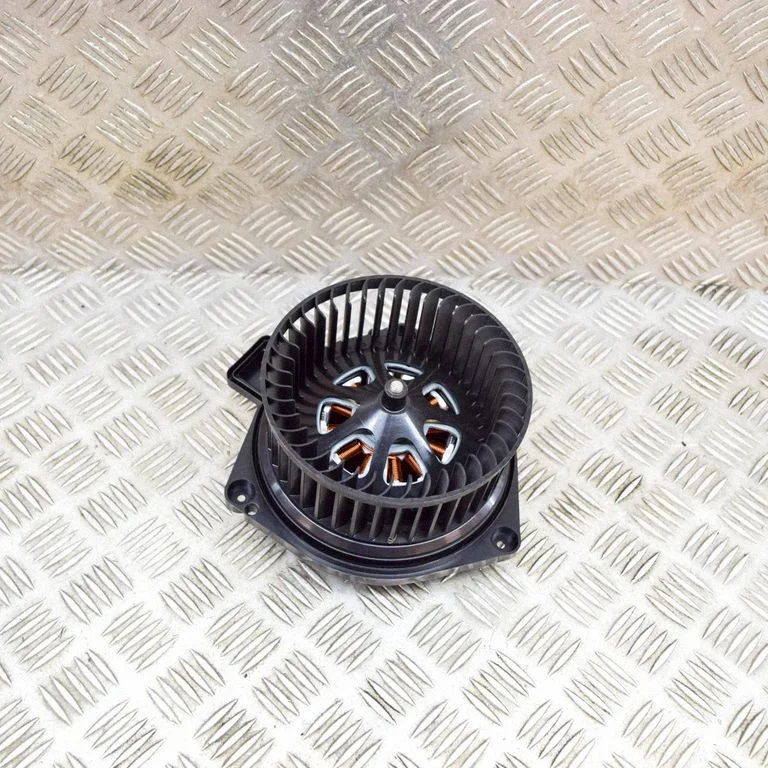 Krāsniņas ventilators/pūtējs T38258T
