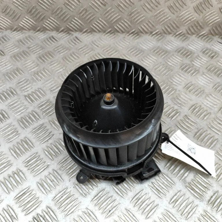 Krāsniņas ventilators/pūtējs C43850104