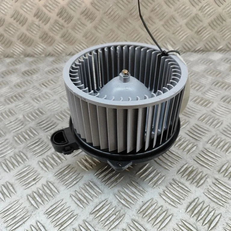 Krāsniņas ventilators/pūtējs – KIA Sportage (2021-)