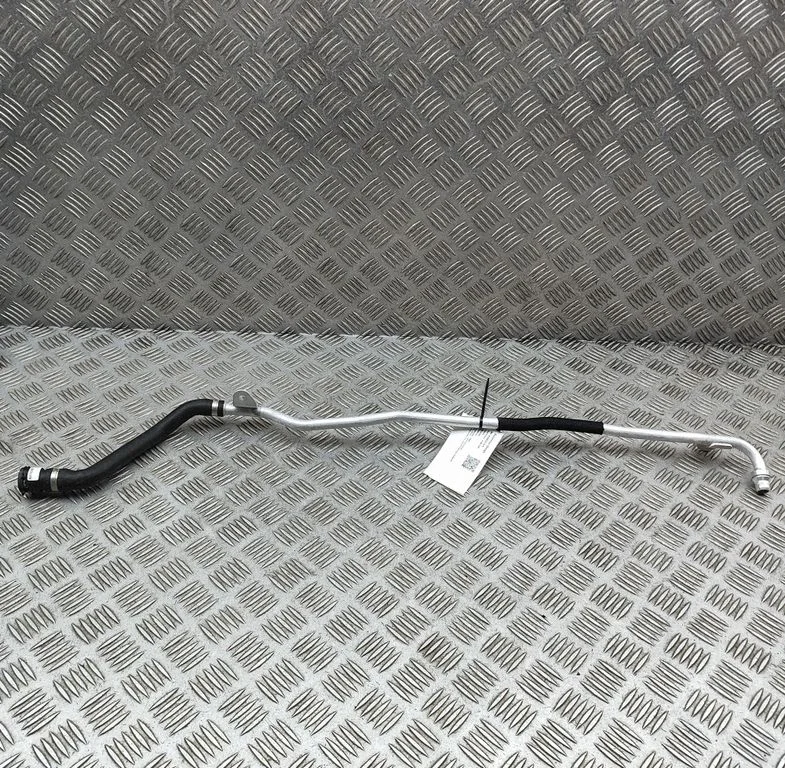 Variklio aušinimo vamzdelis (-ai)/ žarna (-os)