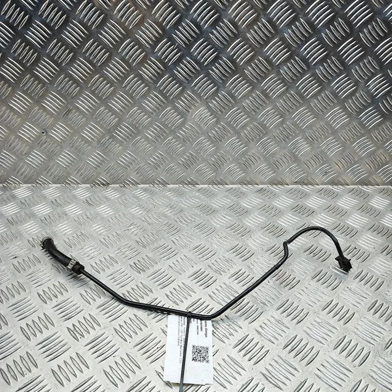 Variklio aušinimo vamzdelis (-ai)/ žarna (-os)