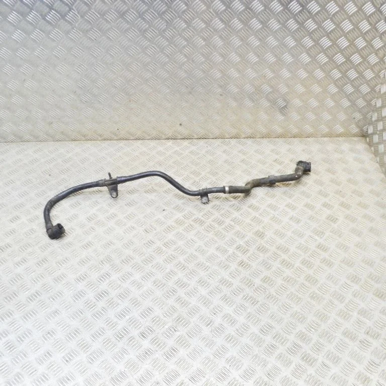 Motora dzesēšanas caurule (-es)/šļūtene (-es) A2055000700