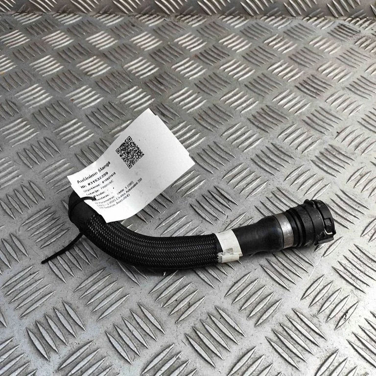 Motora dzesēšanas caurule (-es)/šļūtene (-es) 8844221