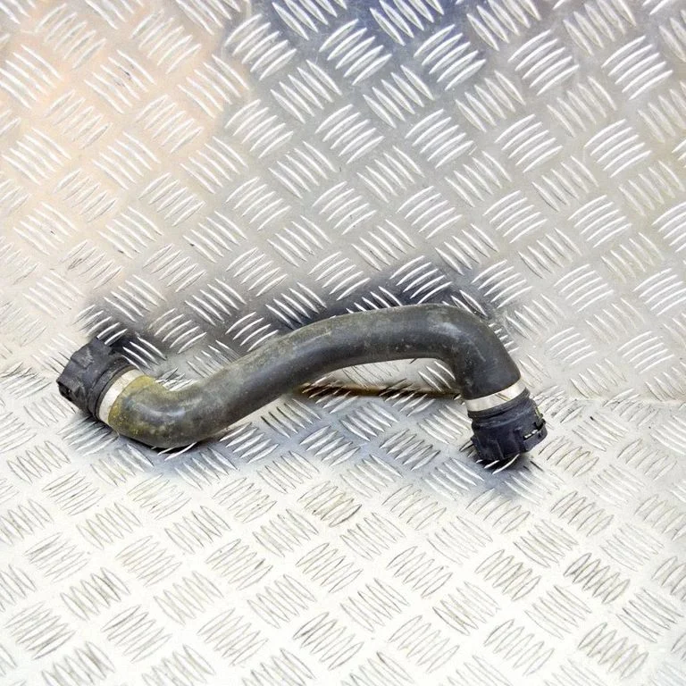 Engine coolant pipe/hose – BMW 4 Series F32 F33 (2013-2020)