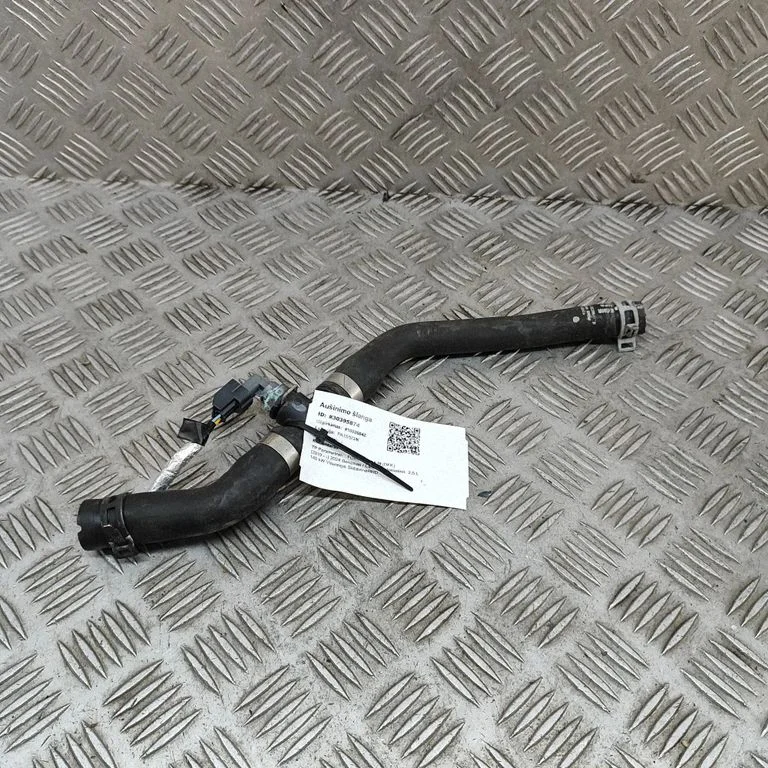 Przewody układu chłodzenia silnika MX6118C266