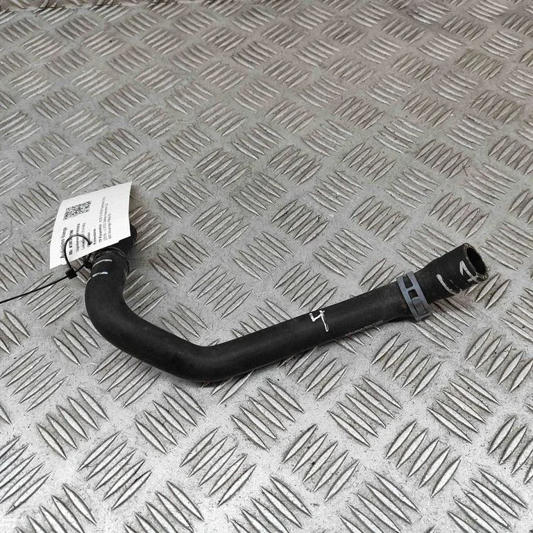 Mootori jahutusvedeliku toru / voolik 4KE819675M – Audi Q4 e-tron (2021-)
