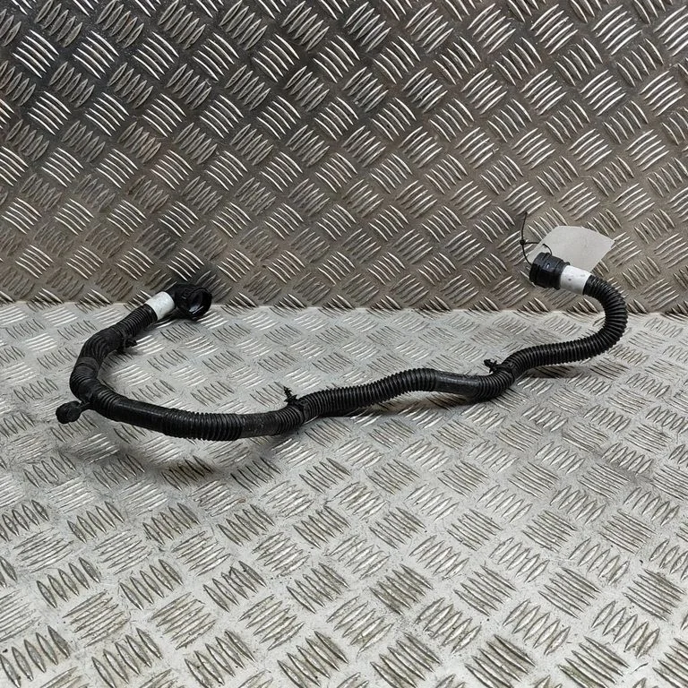 Engine coolant pipe/hose – Tesla Model Y (2020-)