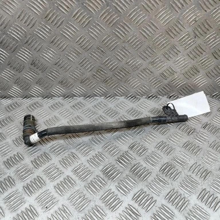 Motora dzesēšanas caurule (-es)/šļūtene (-es) 4KL145947E
