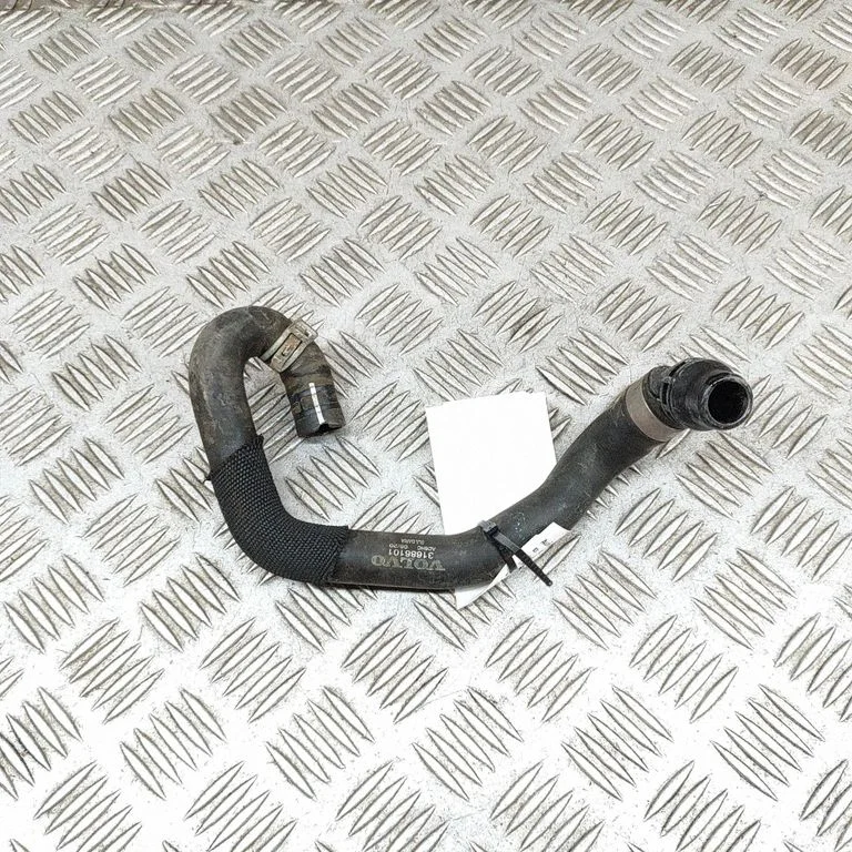 Motora dzesēšanas caurule (-es)/šļūtene (-es) 31686101