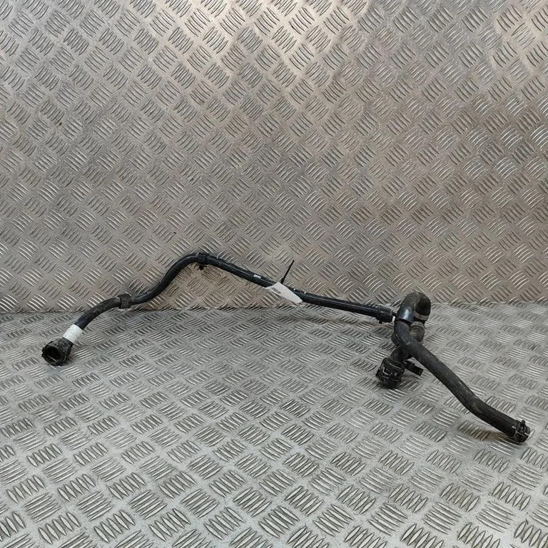 Engine coolant pipe/hose 8475145