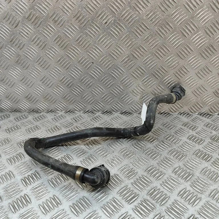Engine coolant pipe/hose 8475143