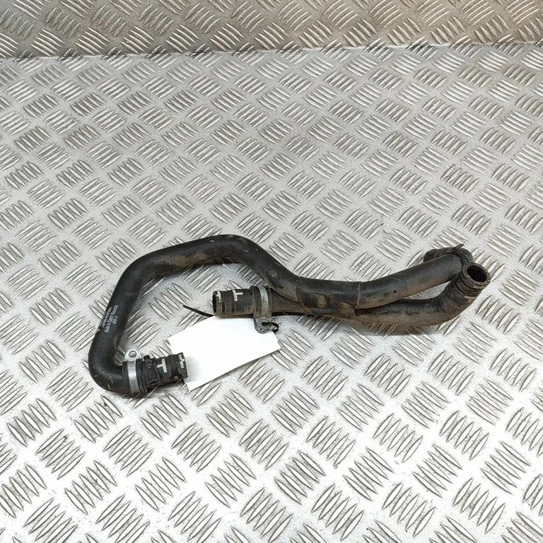 Engine coolant pipe/hose 95B819337