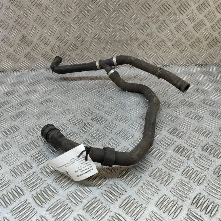 Motora dzesēšanas caurule (-es)/šļūtene (-es) 8386545