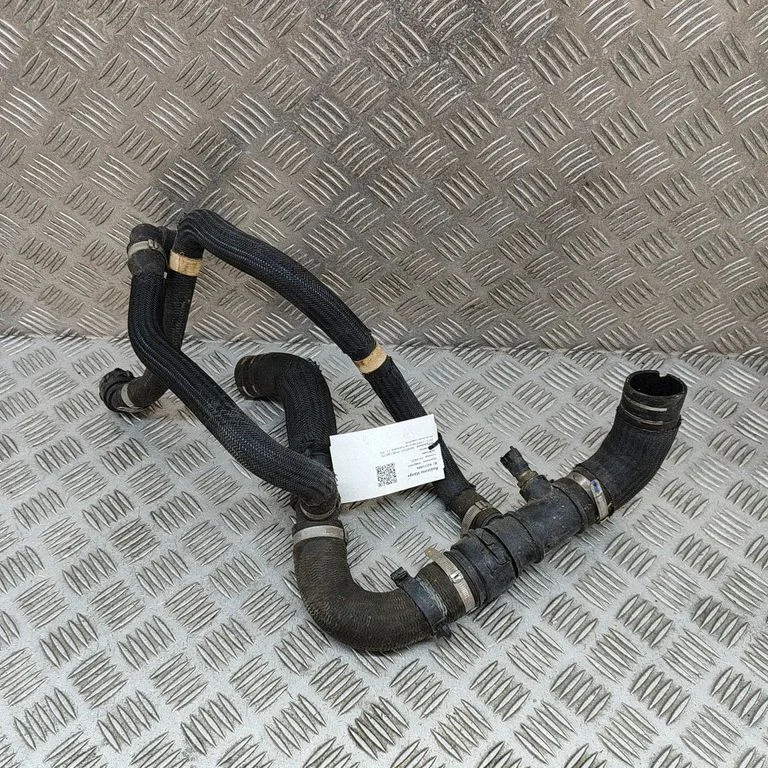 Mootori jahutusvedeliku toru / voolik 670177679 – Maserati Ghibli (2013-)