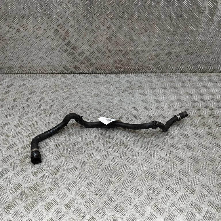 Motora dzesēšanas caurule (-es)/šļūtene (-es) 9398956