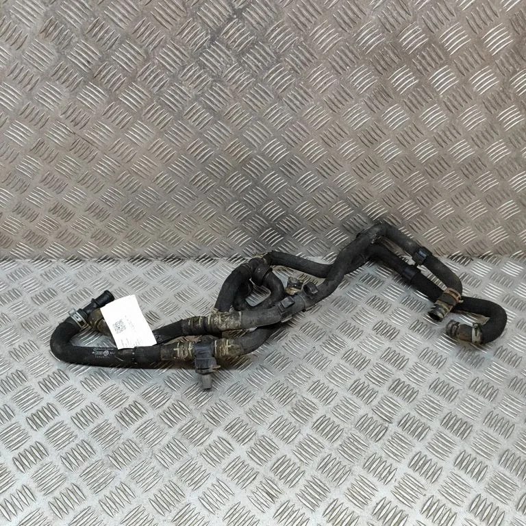 Motora dzesēšanas caurule (-es)/šļūtene (-es) 5QE819314E