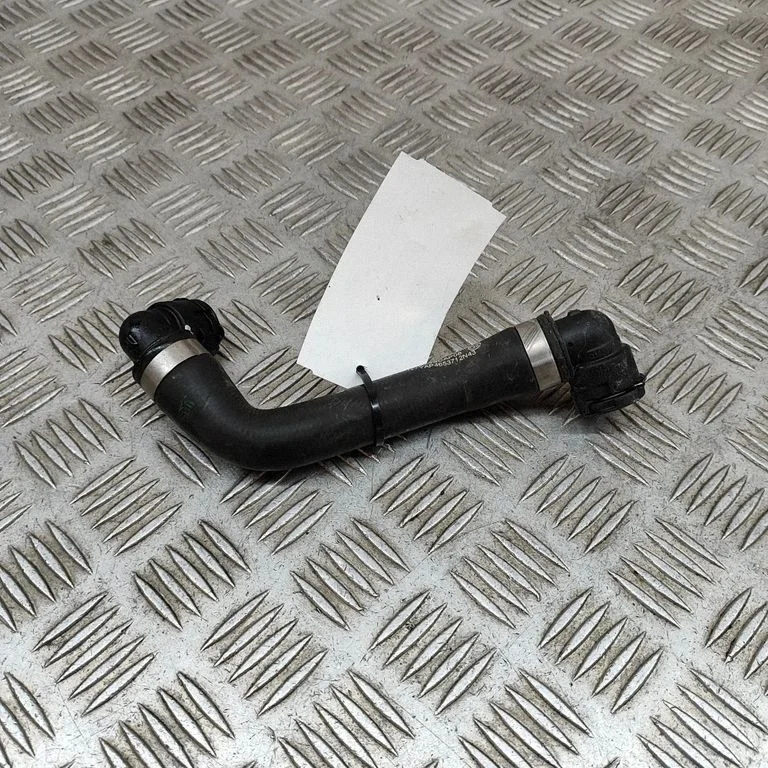 Motora dzesēšanas caurule (-es)/šļūtene (-es) A2055010691