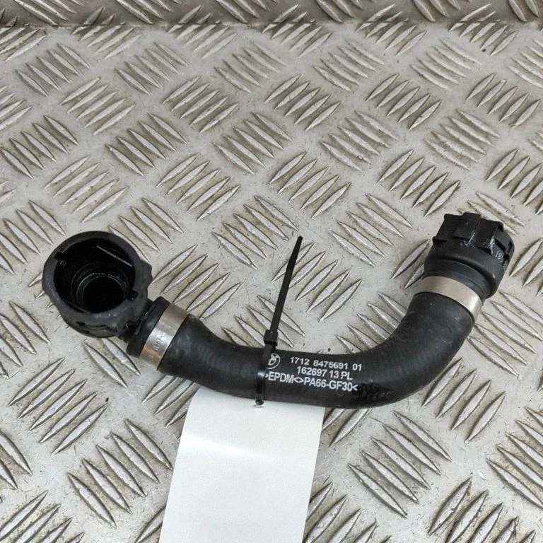 Engine coolant pipe/hose – BMW i4 (2021-)