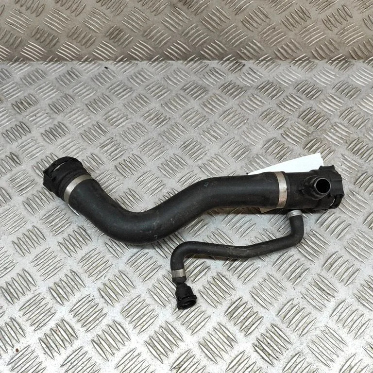 Motora dzesēšanas caurule (-es)/šļūtene (-es) – BMW 4. sērija F32 F33 (2013-2020)