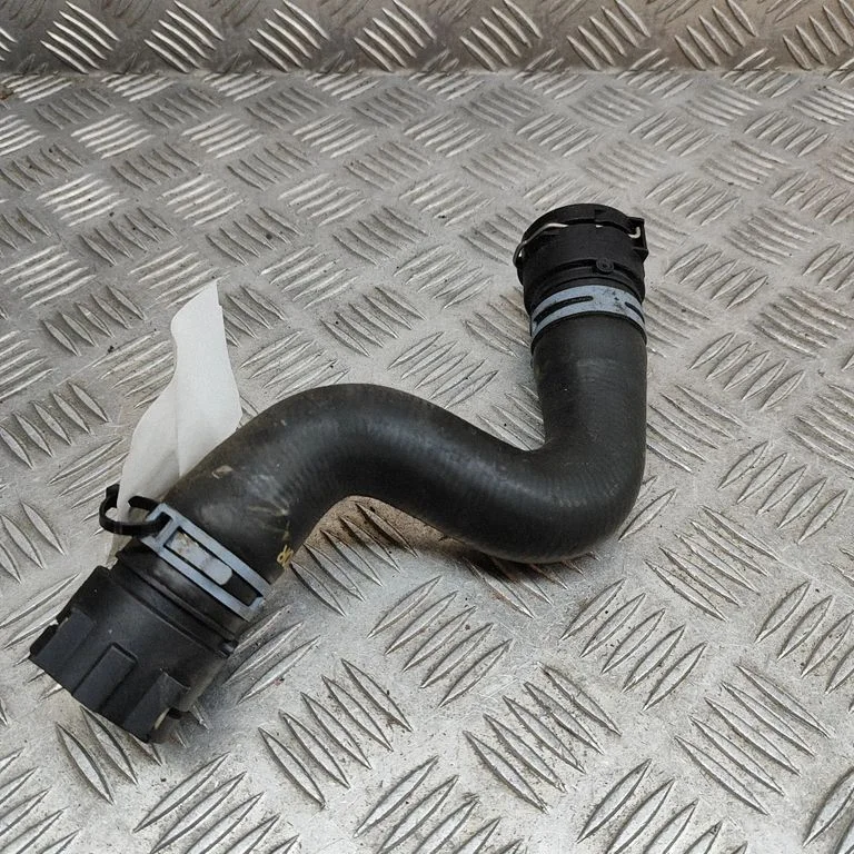 Motora dzesēšanas caurule (-es)/šļūtene (-es) 80A122101BM