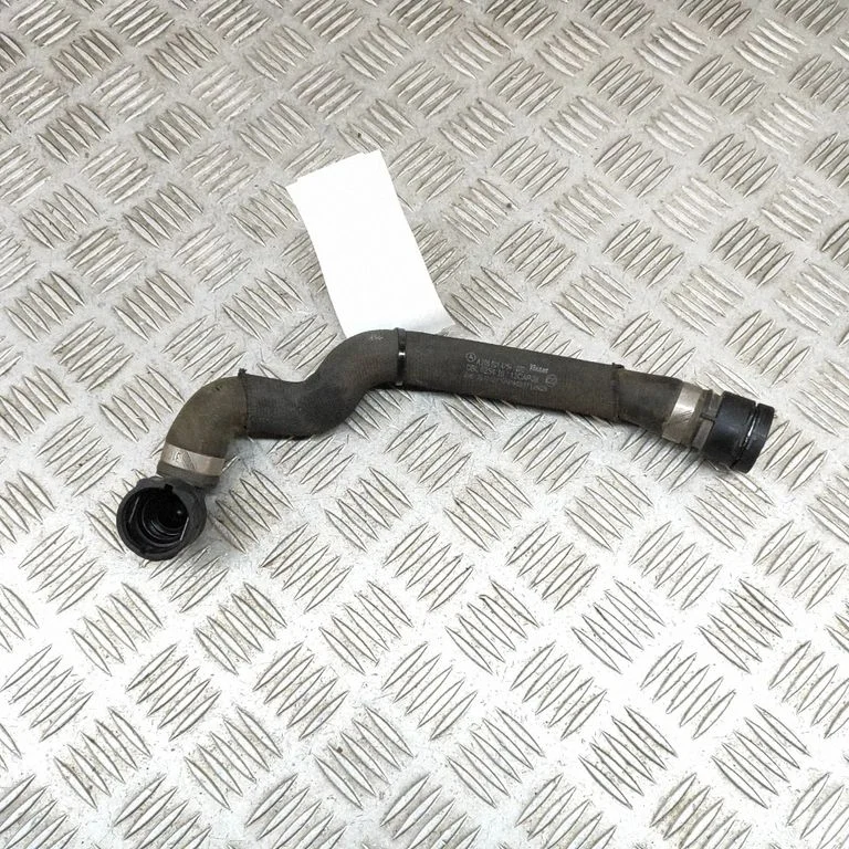 Engine coolant pipe/hose – Mercedes-Benz C-Class W205 (2014-2021)