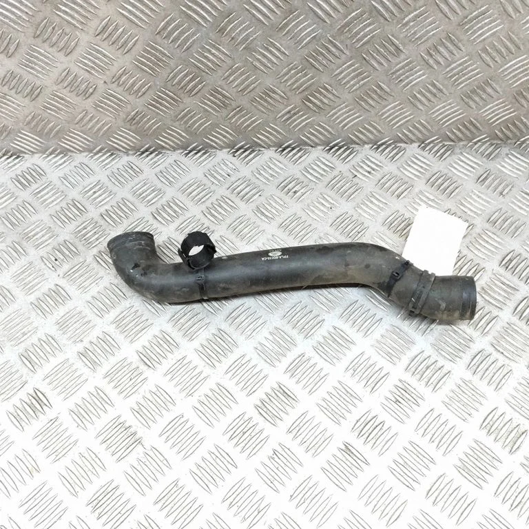 Engine coolant pipe/hose – Land Rover Discovery Sport (2014-)