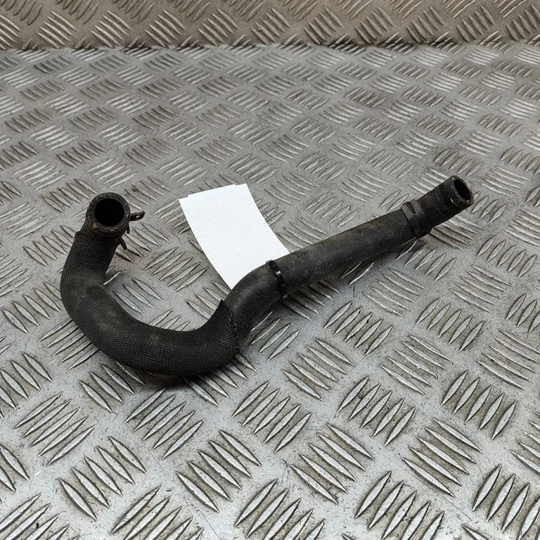 Motora dzesēšanas caurule (-es)/šļūtene (-es) A2055061235