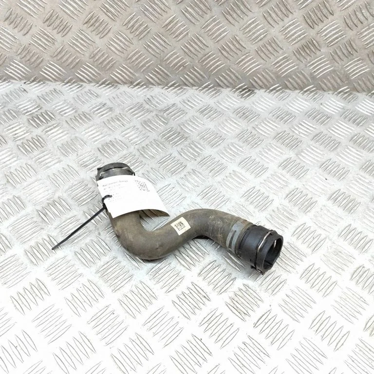 Motora dzesēšanas caurule (-es)/šļūtene (-es) 80A122101BM