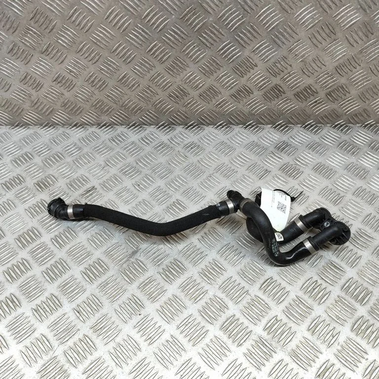 Motora dzesēšanas caurule (-es)/šļūtene (-es) 8597297
