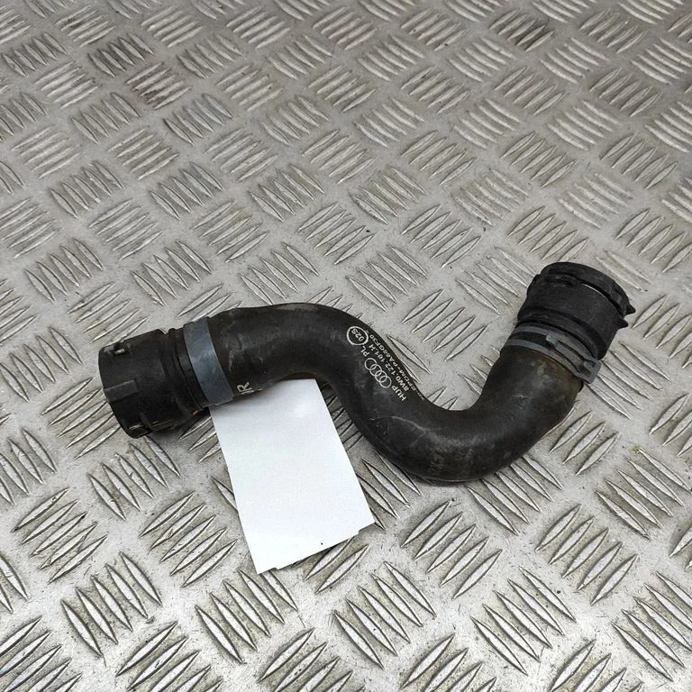 Motora dzesēšanas caurule (-es)/šļūtene (-es) 8W0122101H
