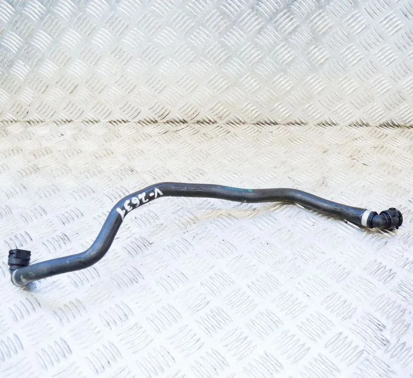 Mootori jahutusvedeliku toru / voolik – BMW 4-seeria F32 F33 (2013-2020)