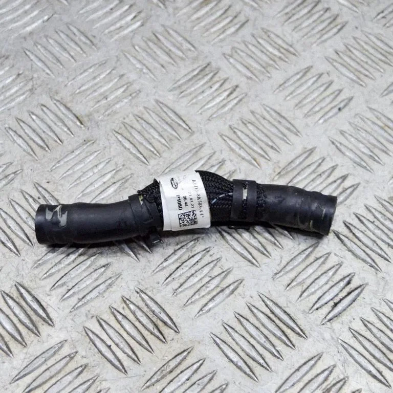 Variklio aušinimo vamzdelis (-ai)/ žarna (-os)
