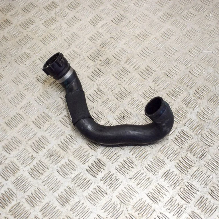 Engine coolant pipe/hose – BMW 5 Series F10 F11 (2009-2016)