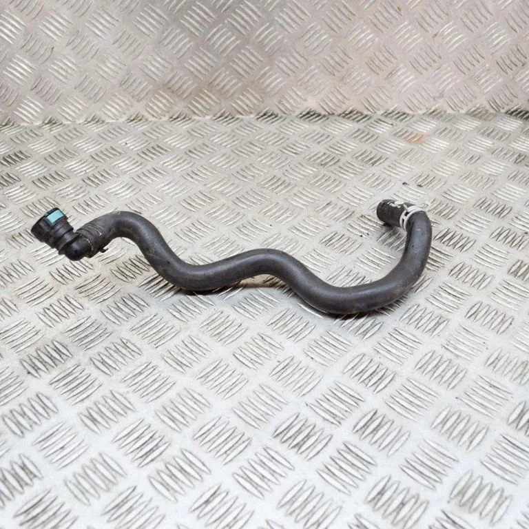 Engine coolant pipe/hose – Land Rover Range Rover L405 (2013-2021)