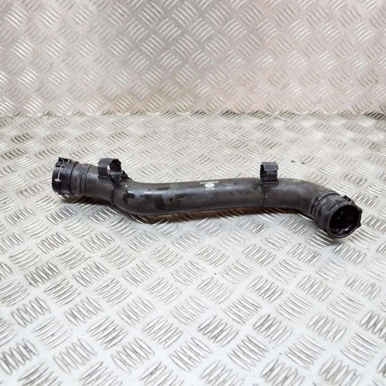 Engine coolant pipe/hose – Land Rover Range Rover L405 (2013-2021)