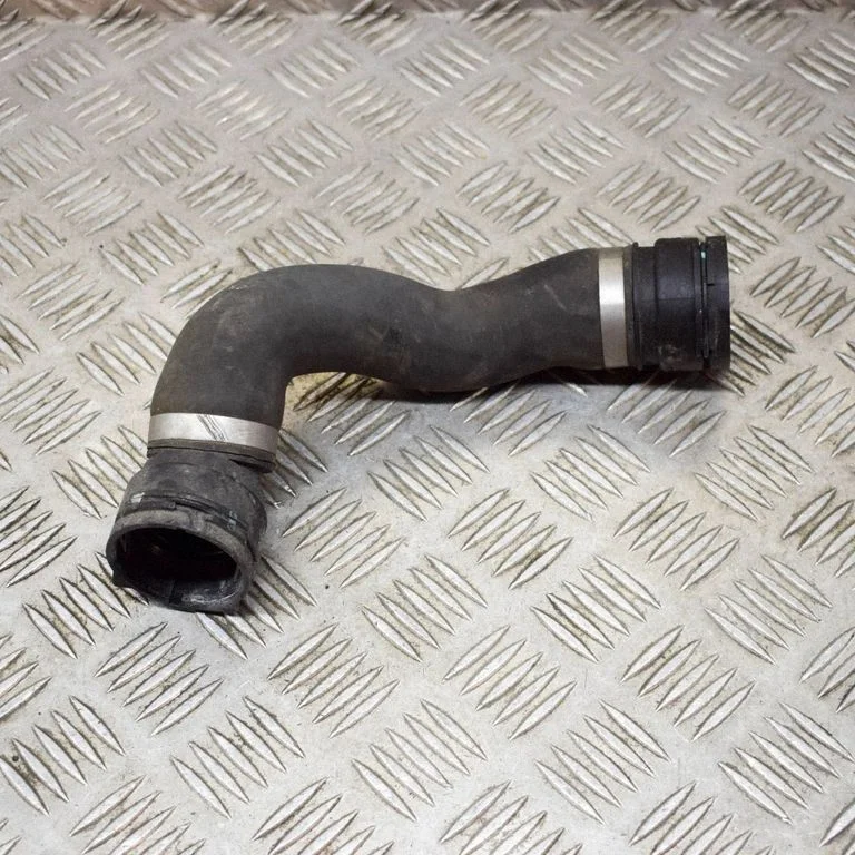 Motora dzesēšanas caurule (-es)/šļūtene (-es) 8517969