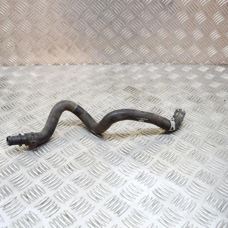 Engine coolant pipe/hose – Land Rover Range Rover Sport L494 (2013-)