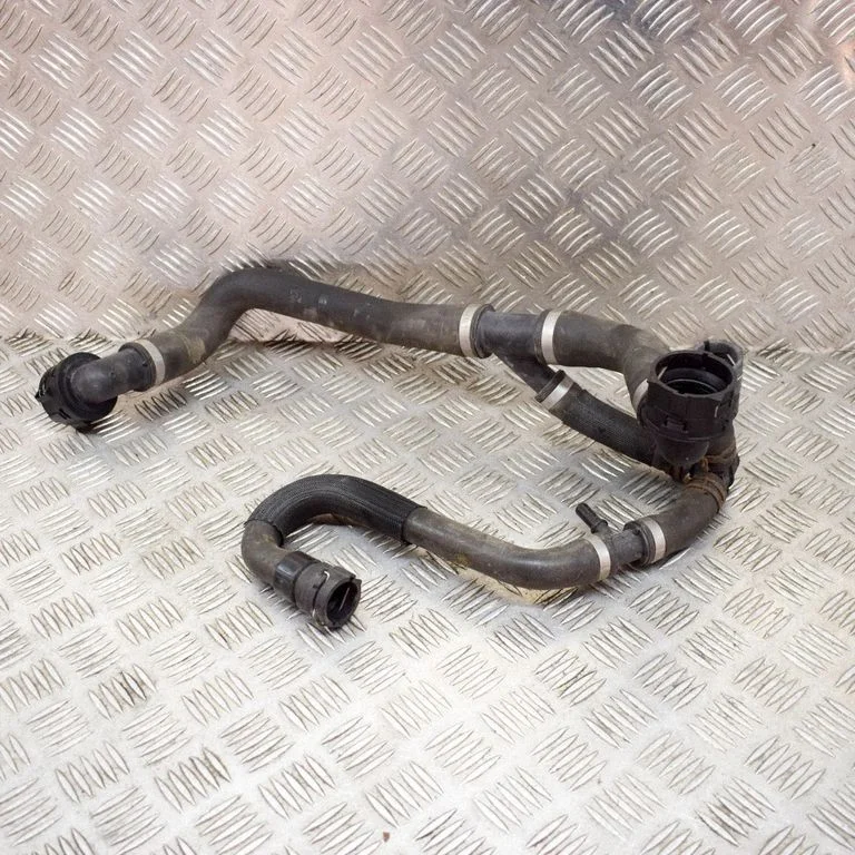 Engine coolant pipe/hose – Land Rover Discovery Sport (2014-)