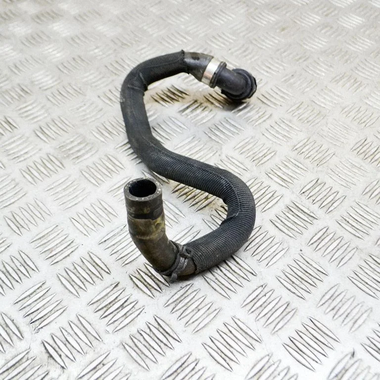 Motora dzesēšanas caurule (-es)/šļūtene (-es) 9241359
