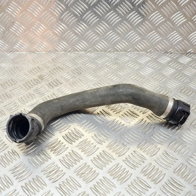 Engine coolant pipe/hose – BMW 4 Series F32 F33 (2013-2020)