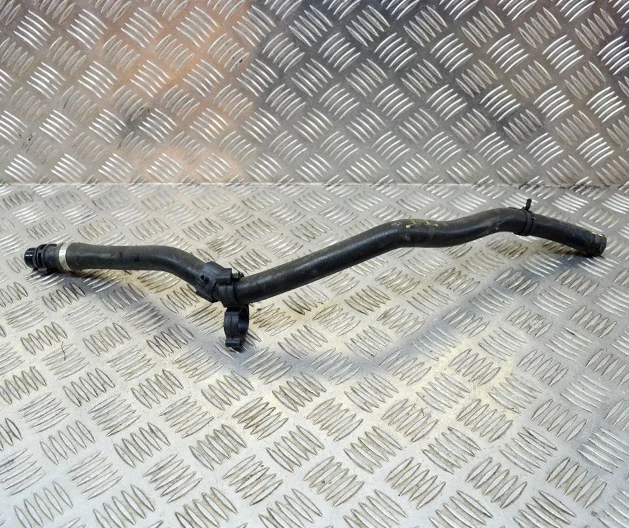 Mootori jahutusvedeliku toru / voolik – BMW 4-seeria F32 F33 (2013-2020)