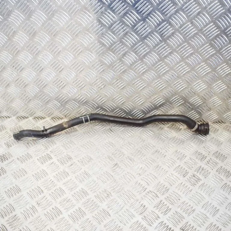 Engine coolant pipe/hose – BMW 2 Series F22 F23 (2013-2017)