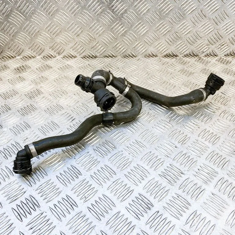 Motora dzesēšanas caurule (-es)/šļūtene (-es) – BMW 3. sērija F30 F35 F31 (2012-2018)