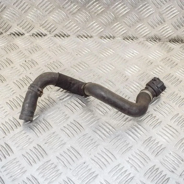 Engine coolant pipe/hose – BMW 5 Series F10 F11 (2009-2016)