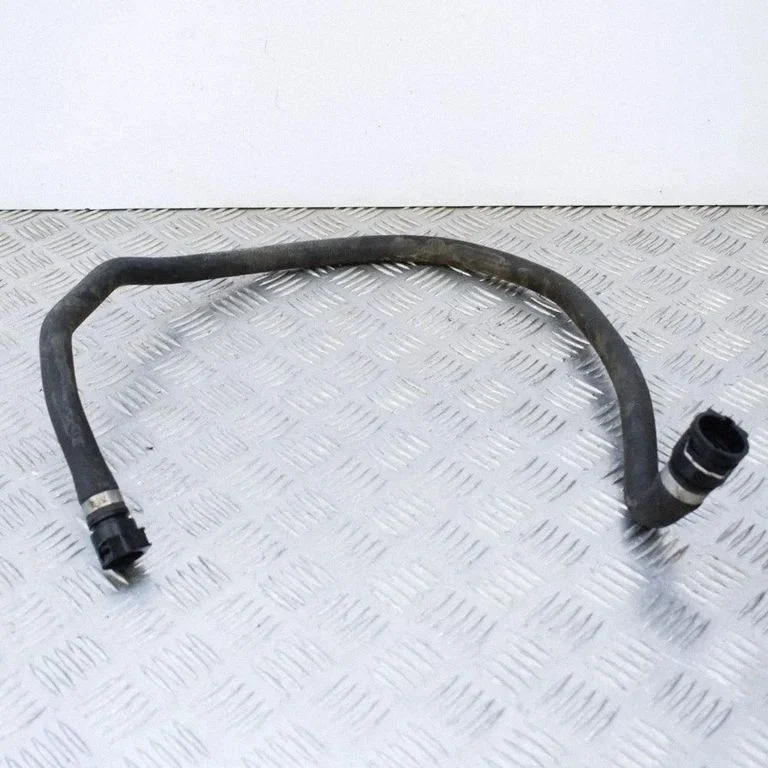 Przewody układu chłodzenia silnika – BMW Seria 5 E60 E61 (2004-2010)