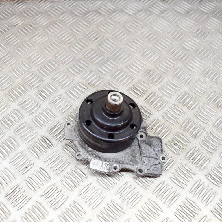 Water pump – Mercedes-Benz Sprinter W906 (2006-2018)