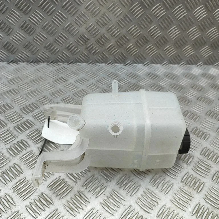Coolant expansion tank/reservoir – Hyundai Kona I (2017-2023)